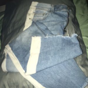 Sneak Peak Jeans